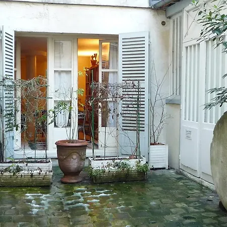 Apartment Ferdinand Duval Sympa Paris