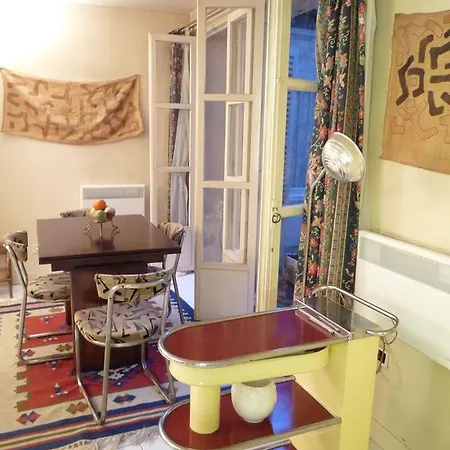 Ferdinand Duval Sympa Apartment