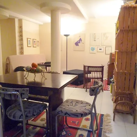 Ferdinand Duval Sympa Apartment