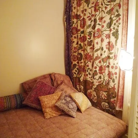 Apartment Ferdinand Duval Sympa Paris